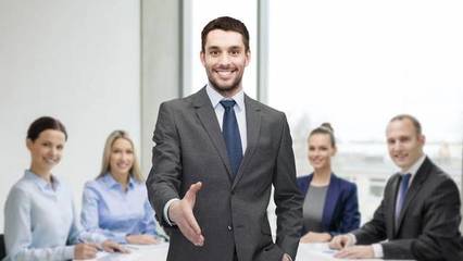 什么是职业经理人?怎么成为一个职业经理人?